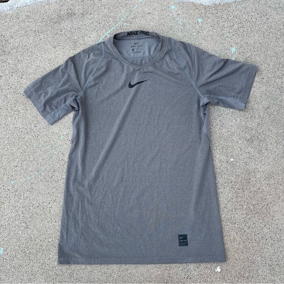 NIKE PRO DRIFIT Mens ATHLETIC SHIRT SIZE Medium Gray gym workout Preowned - Picture 2 of 6